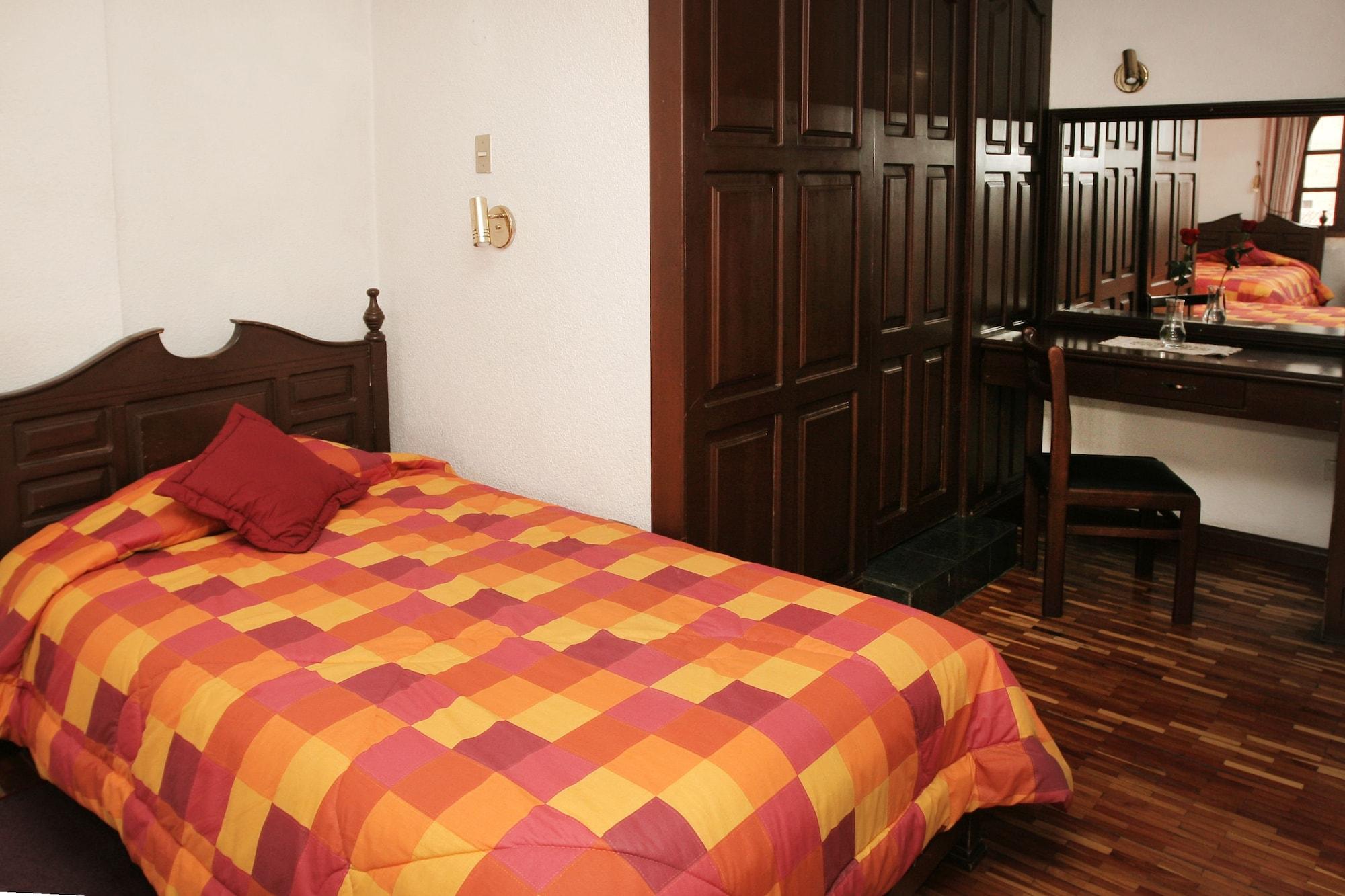 Hotel Huasi Continental Кито Экстерьер фото