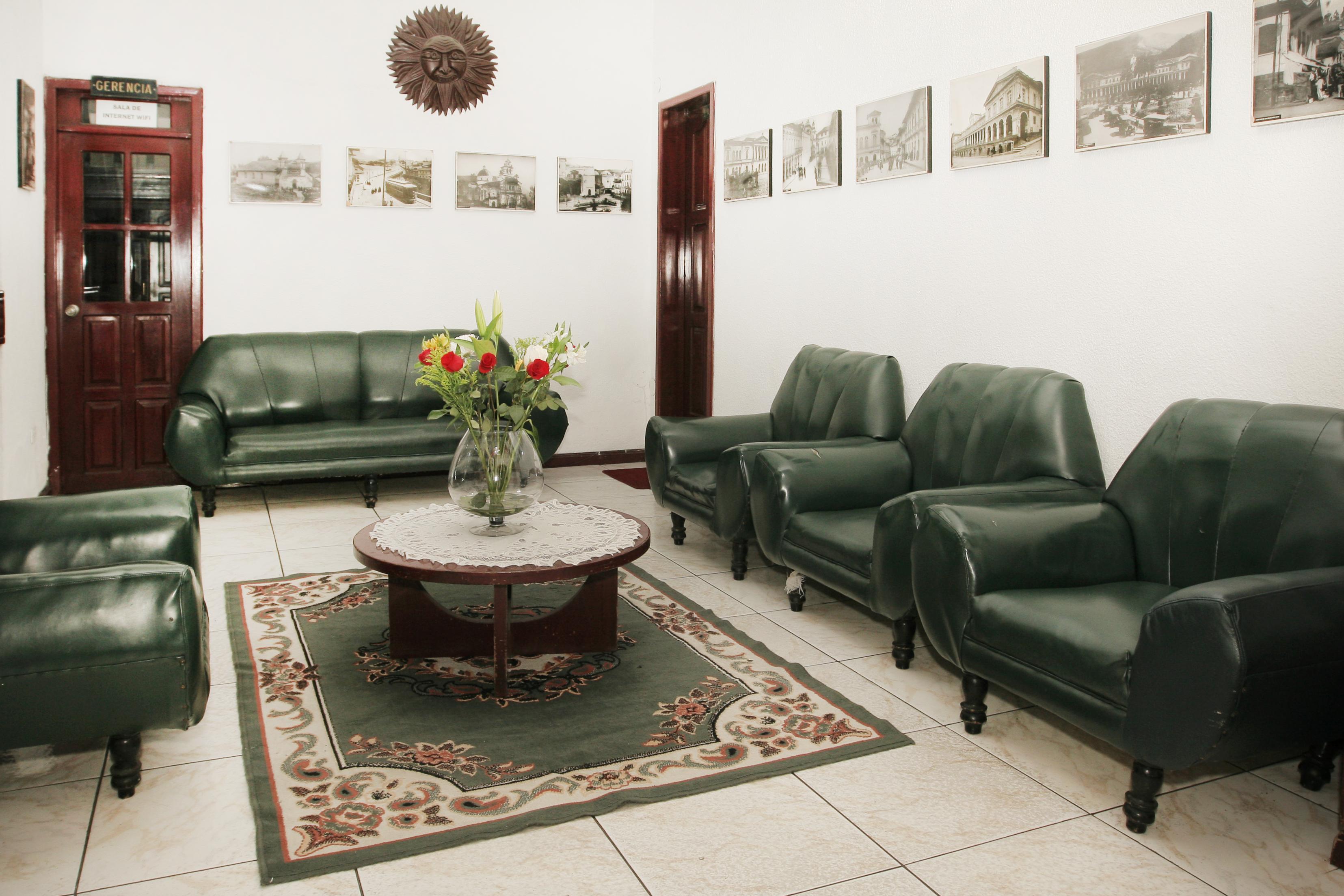 Hotel Huasi Continental Кито Экстерьер фото